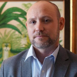 Jeffrey Hoelle headshot